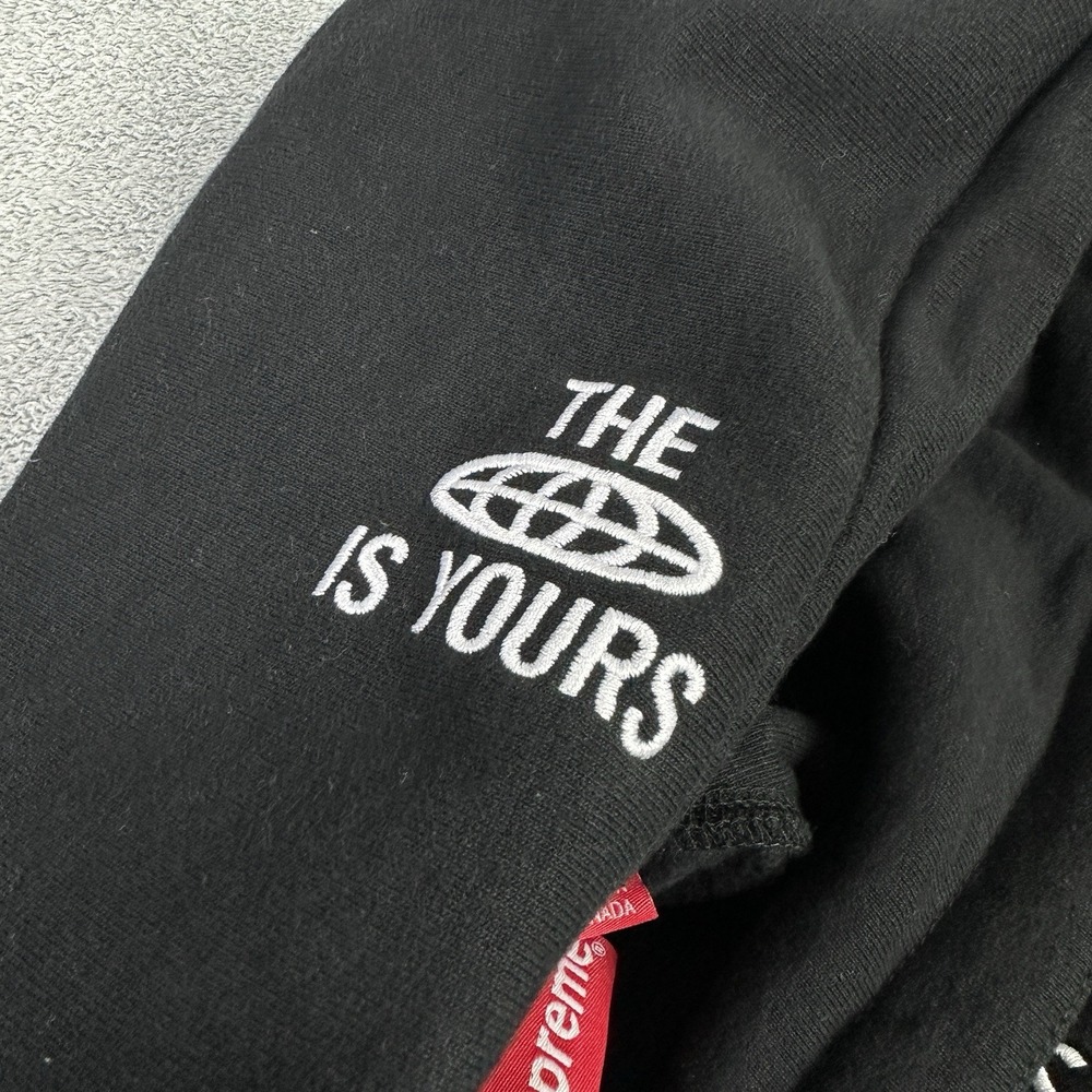 SUPREME Hoodie Mens Small Black World Is Yours Sweatshirt Logo Embroidered READ - Picture 5 of 11